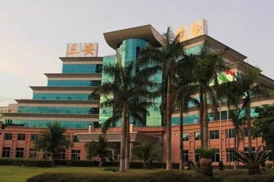  LED芯片企业三安光电突遇风波，家族控制权与业务拓展交织；调查事件引发市场震动。 股票财经 LED芯片企业三安光电突遇风波，家族控制权与业务拓展交织；调查事件引发市场震动。 股票财经