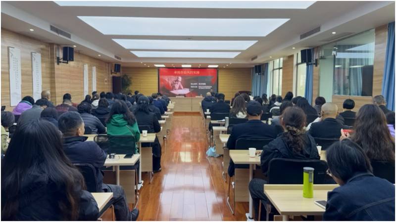 物业行业从业者：新规背景下的服务升级实操手册 企业服务