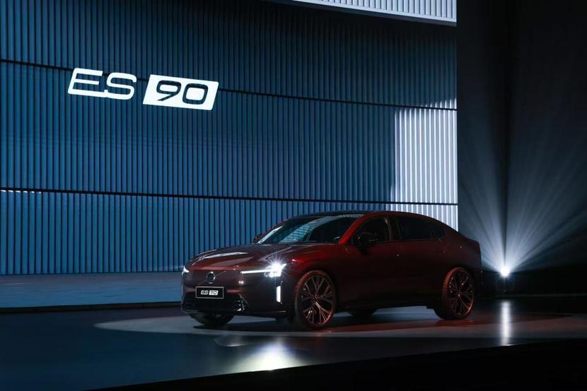  当99岁的北欧老匠人决定ALL IN纯电，它究竟在坚守什么？ 汽车科技